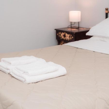 Anna Maria House Apartment Перама Екстериор снимка