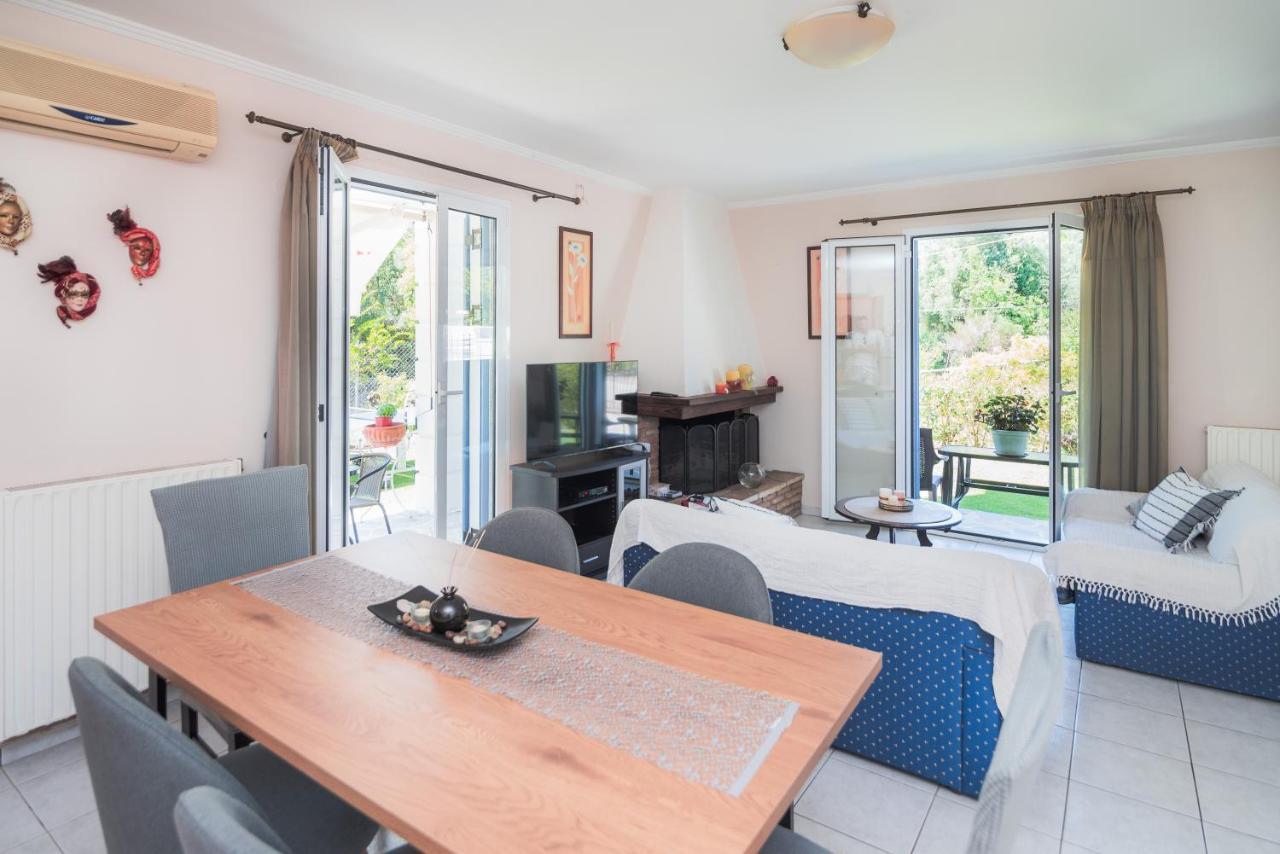 Anna Maria House Apartment Перама Екстериор снимка