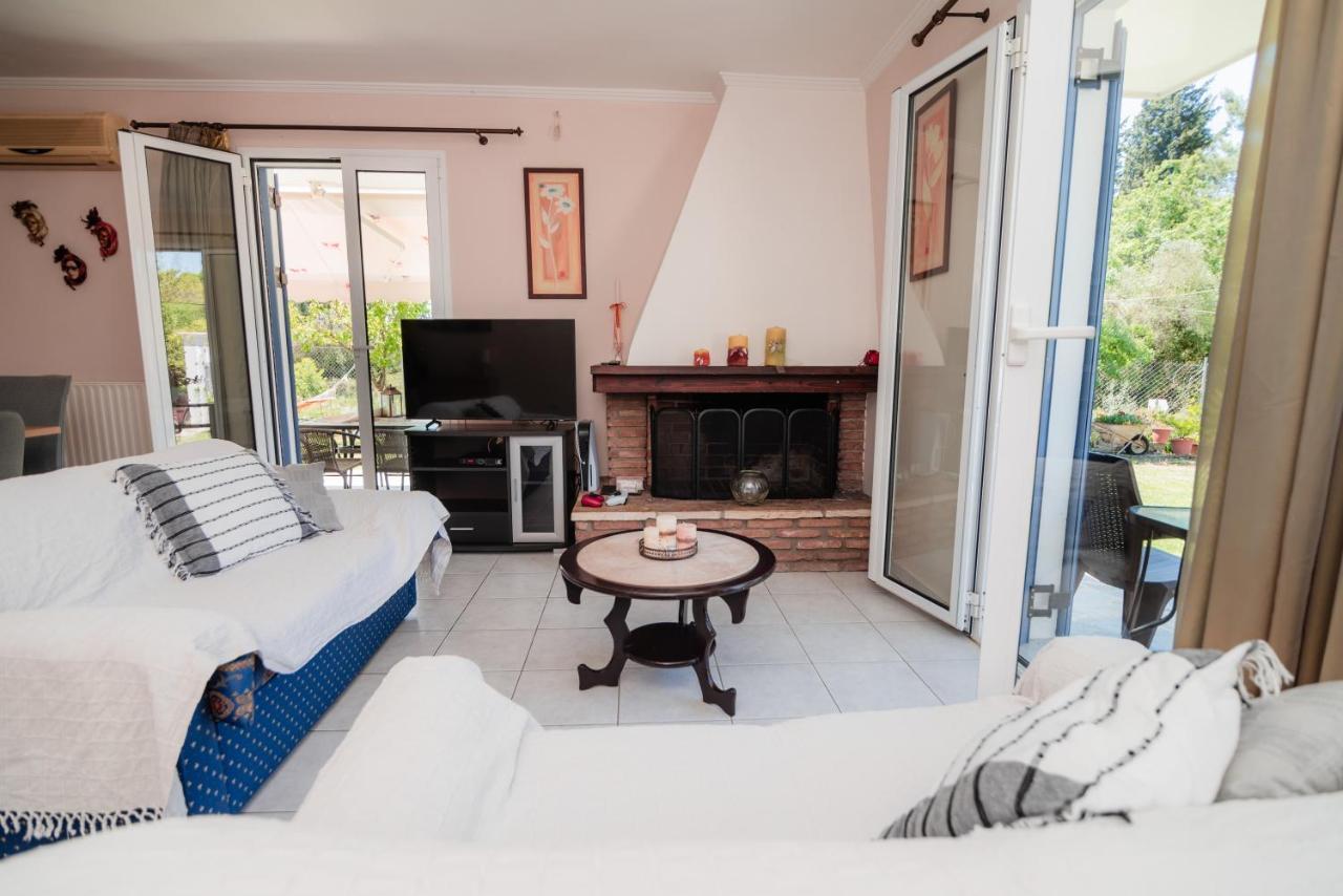 Anna Maria House Apartment Перама Екстериор снимка
