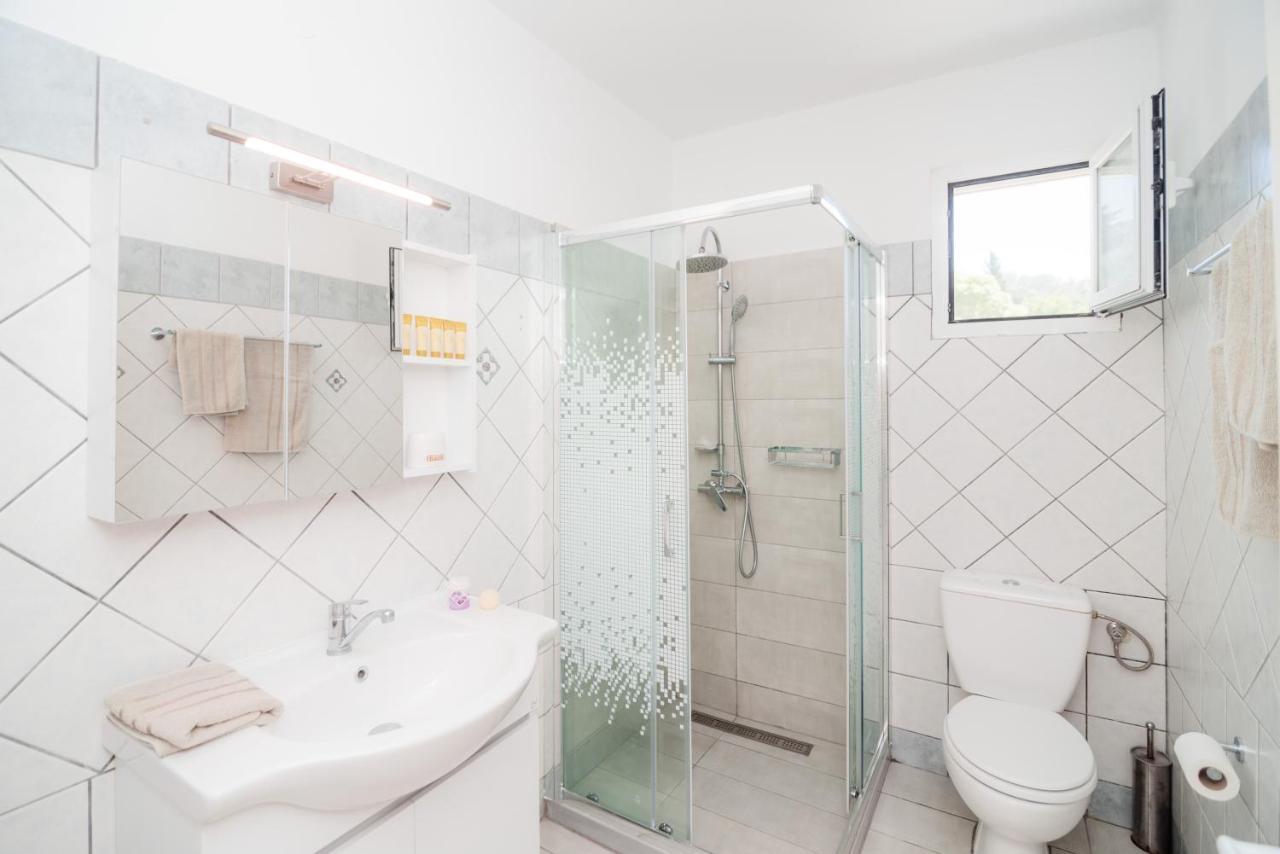 Anna Maria House Apartment Перама Екстериор снимка